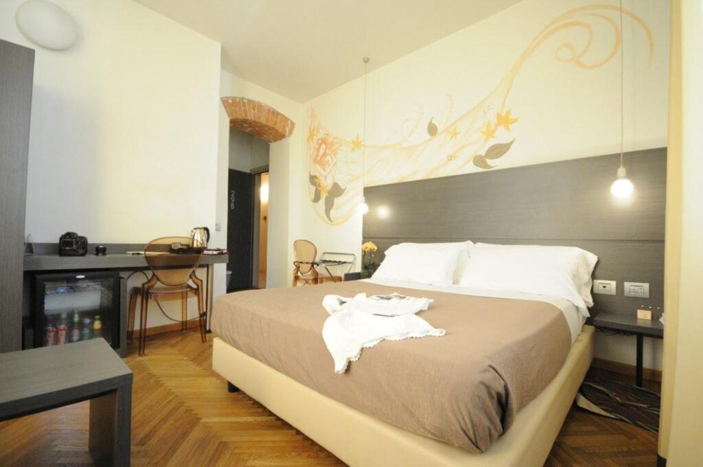 Hotel Tirreno Marina di Massa Εξωτερικό φωτογραφία