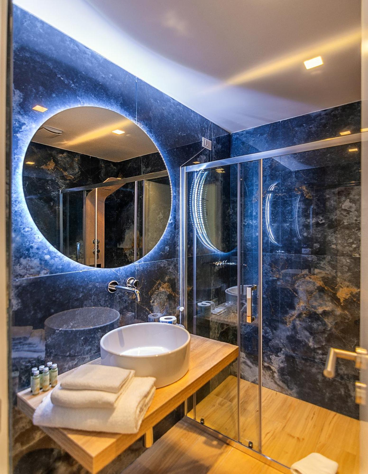 Hotel Tirreno Marina di Massa Εξωτερικό φωτογραφία